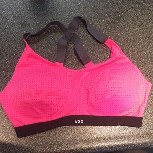 VICTORIA’S SECRET sports bra